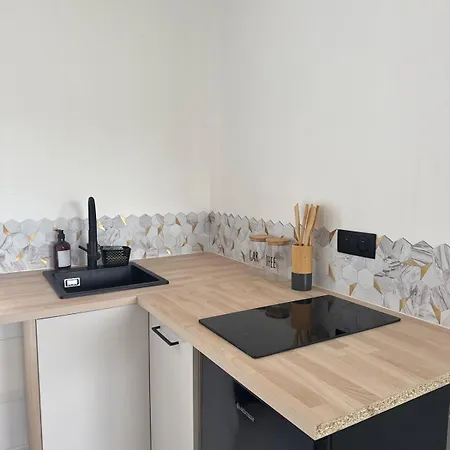 Détente Proche De La *